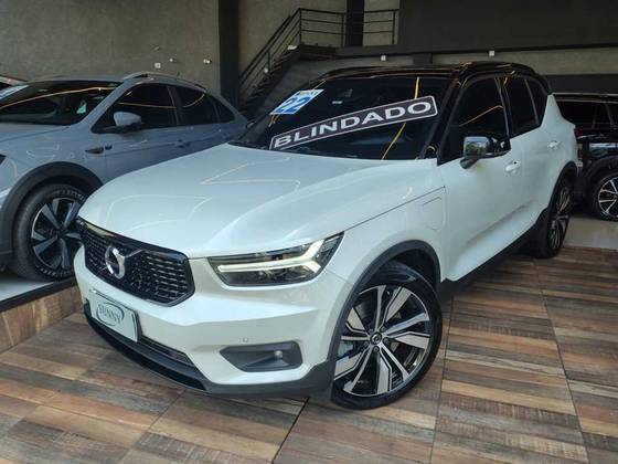 VOLVO XC40 1.5 T5 RECHARGE R-DESIGN GEARTRONIC